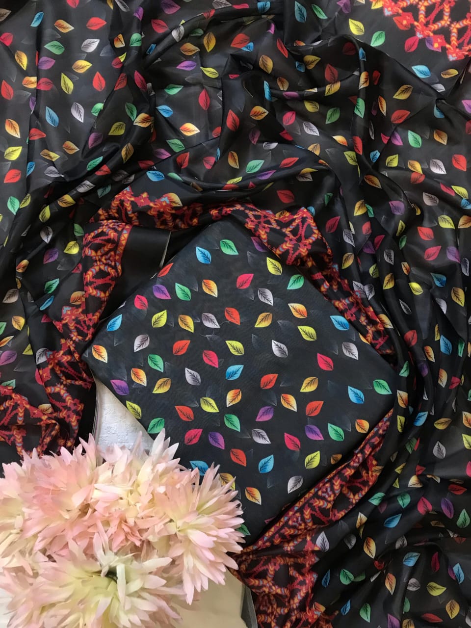 3 pcs digital printed Swiss lawn| silk dupatta |Three Pieces |Suit |
