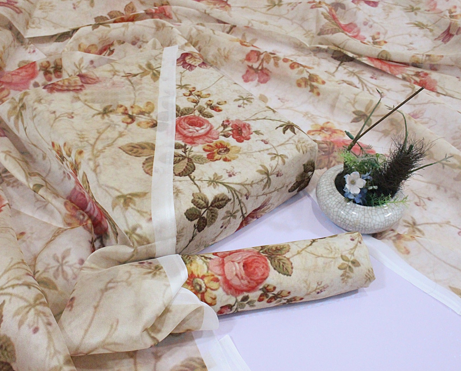 3 pcs digital printed Swiss lawn| silk dupatta |Three Pieces |Suit