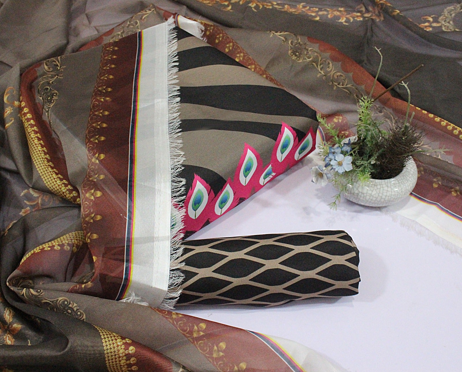 3 pcs digital printed Swiss lawn| silk dupatta |Three Pieces |Suit