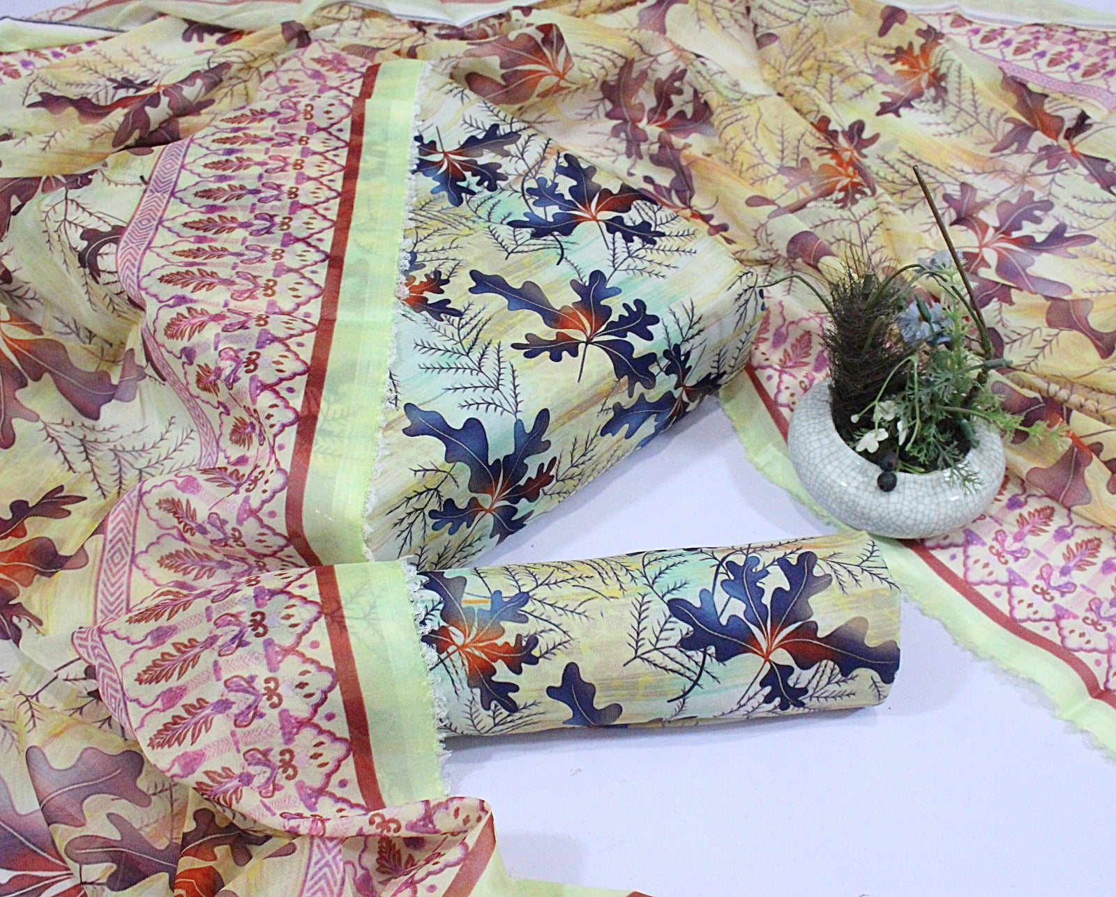 3 pcs digital printed Swiss lawn| silk dupatta |Three Pieces |Suit