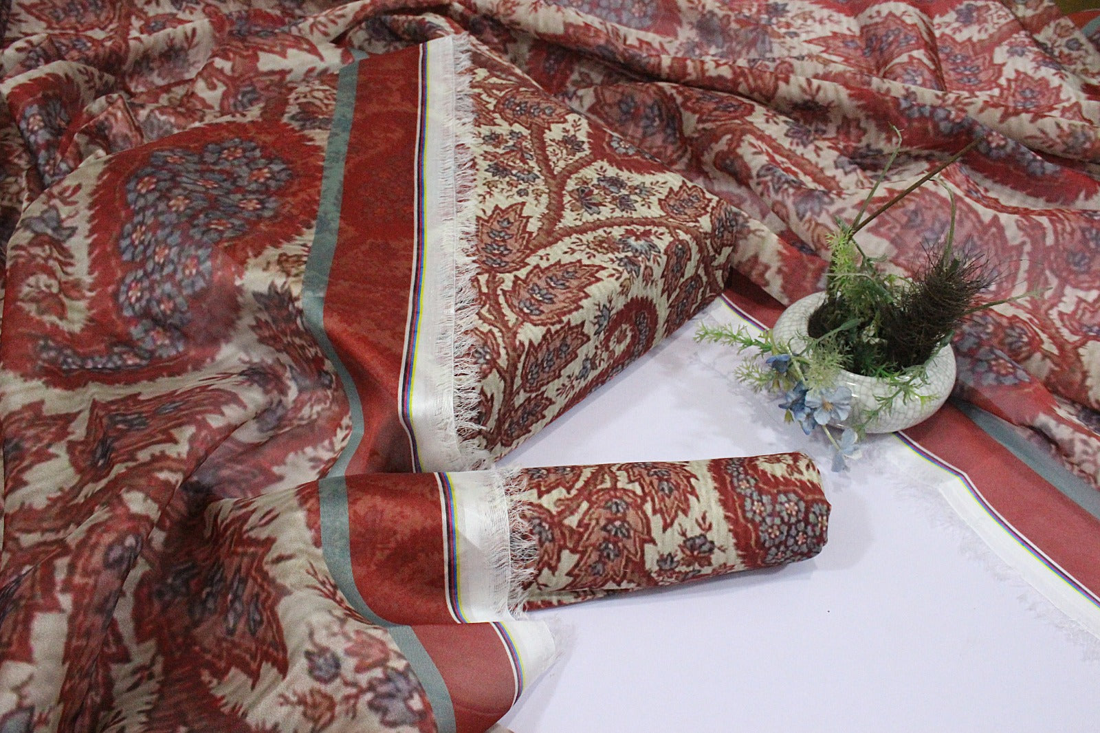 3 pcs digital printed Swiss lawn| silk dupatta |Three Pieces |Suit